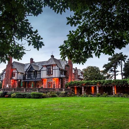 Inglewood Manor Hotel Ledsham  Exterior foto
