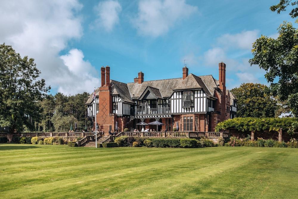 Inglewood Manor Hotel Ledsham  Exterior foto