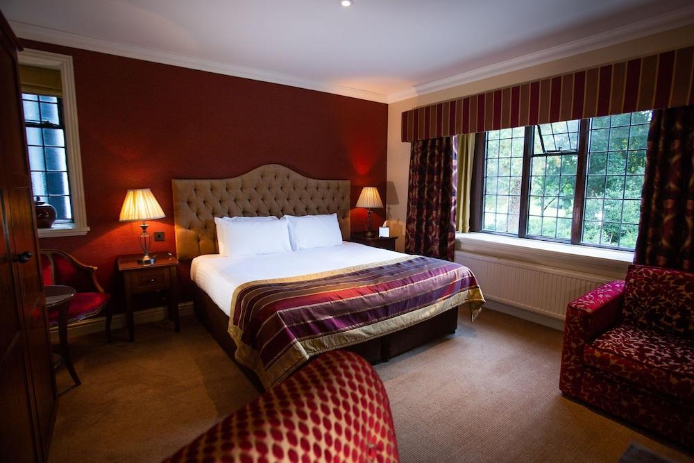 Inglewood Manor Hotel Ledsham  Exterior foto