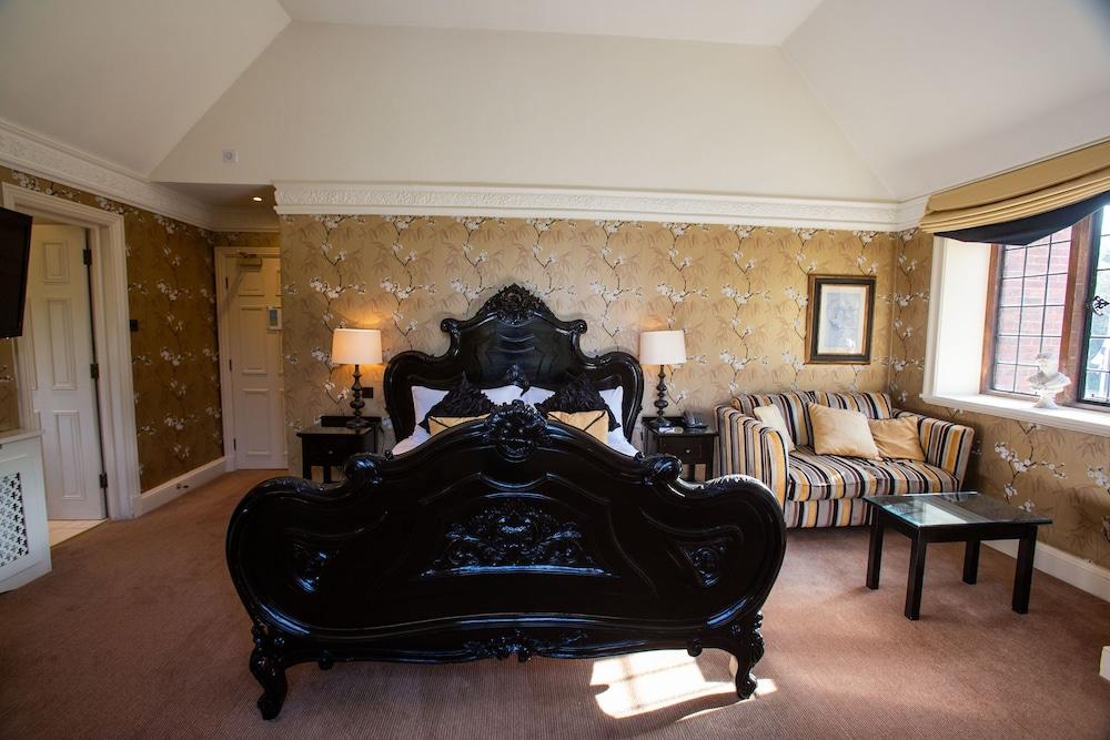 Inglewood Manor Hotel Ledsham  Exterior foto
