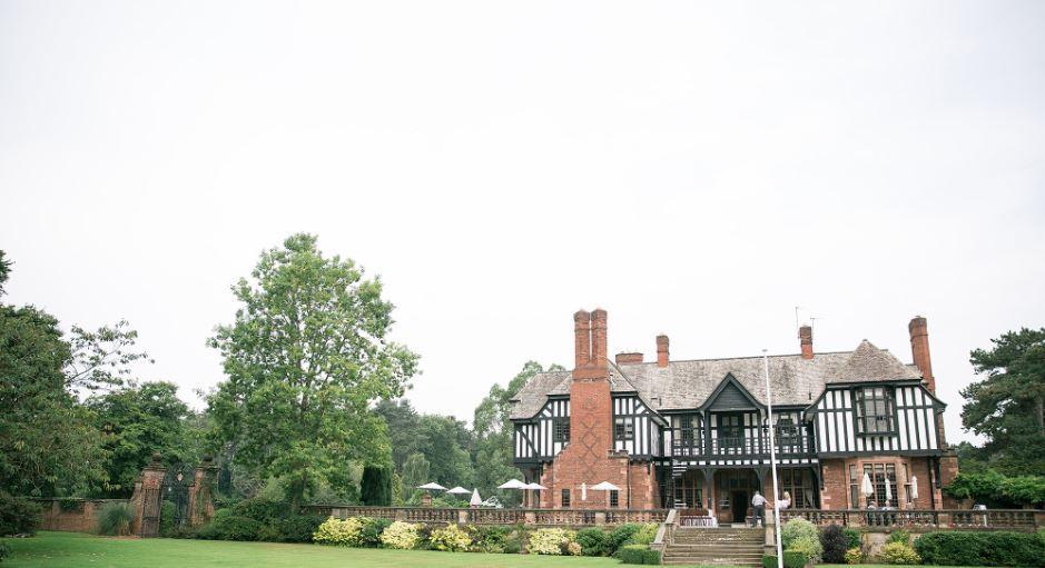 Inglewood Manor Hotel Ledsham  Exterior foto